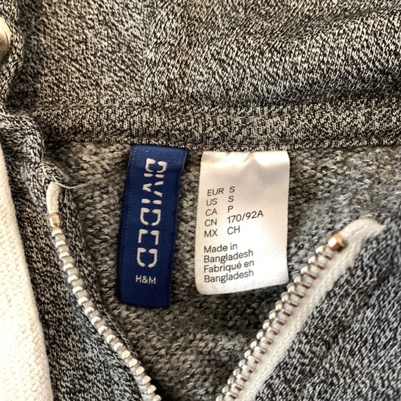 H&M Full Zip-up Grey Sweatshirt- Size Small - Picture 2 of 7